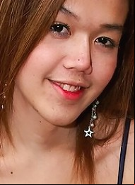 Lovely t-gal takes her cock ...