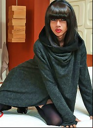 Ladyboy gets freaky with blo...